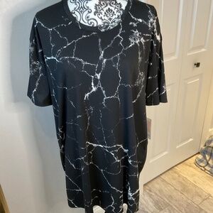 Black tunic with lightning pattern